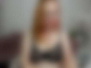 Live-Cam-Show mit Dixon - Sexting Curvy auf Camsoda
