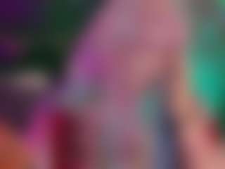 Live cam show with Candy - Spankass on Camsoda