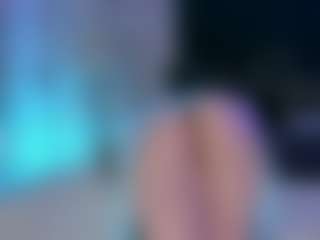 Live cam show with Lea - Body Massage on realtime-chat