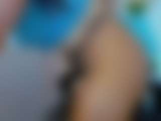 Live cam show with Lea - Middle Aged on Camsoda