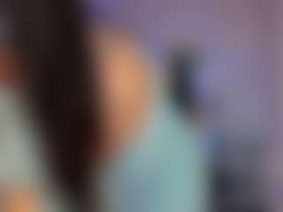Live cam show with Lea - Body Massage on crypto-cams