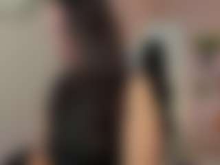 Live cam show with Lea - Middle Aged on chickslive.net
