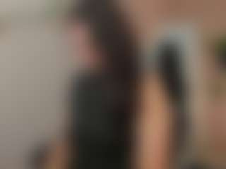 Live cam show with Lea - Butt Plug on Latina Girls