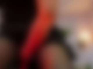 Live cam show with Lea - Butt Plug on SquirtSoMuch