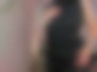 Live cam show with Lea - Green Eyes on Lustler