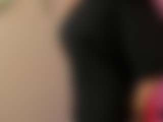 Live cam show with Lea - Middle Aged on fuklive.com