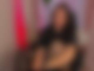 Live cam show with Lea - Normal on Camsoda