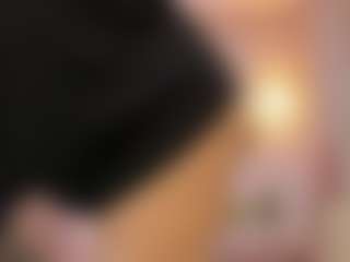Live cam show with Lea - Erotic Dance on madthumbs