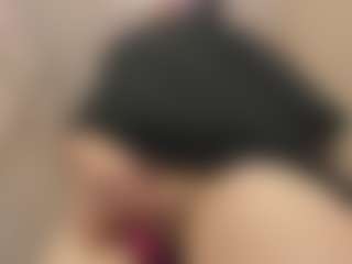 Lea's Live Sex Cam Show