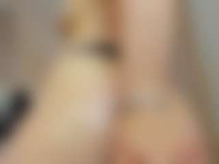 Lea's Live Sex Cam Show