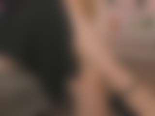 Live cam show with Lea - Role Play MILF on CamwithHer