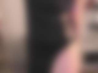Live cam show with Lea - Middle Aged on instabang