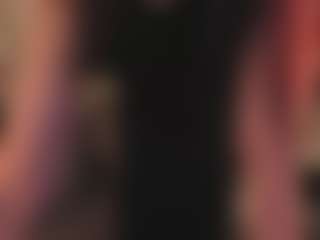 Live cam show with Lea - Mature MILF on googirlz