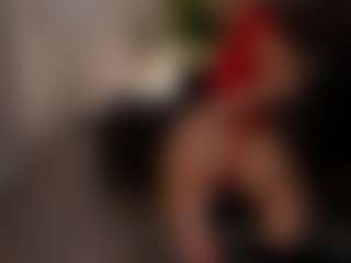 Live cam show with Sidny - Oil on Camsoda