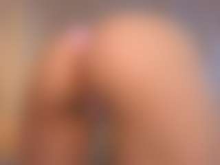 Live cam show with Tinamilger - Blonde Hair on xxxlivecams.org