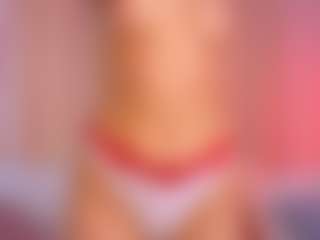 Live cam show with Tinamilger - Blue Eyes on SmokeAndPoke
