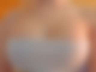 Live cam show with Tinamilger - Blue Eyes on Big Tits