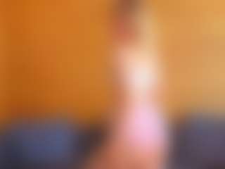 Live cam show with Tinamilger - Blue Eyes on galaxygirlnitro.com