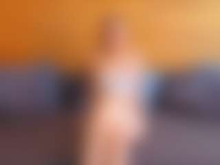 Live cam show with Tinamilger - Blue Eyes on fuklive.com