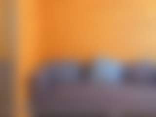 Live cam show with Tinamilger - Blue Eyes on Lustler