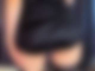 Live cam show with Tinamilger - Blue Eyes on Camsoda