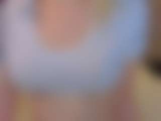 Live cam show with Tinamilger - Blue Eyes on Camming Site