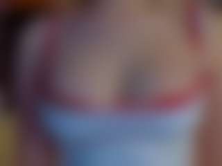 Live cam show with Tinamilger - Blonde Hair on Camming Site
