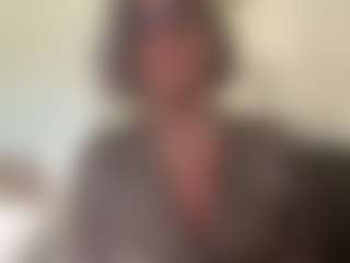 Live cam show with Monica Naughty - HD Curvy on Milfs Live