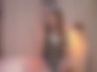 Live cam show with DovieJackman - Blue Eyes on Instabang