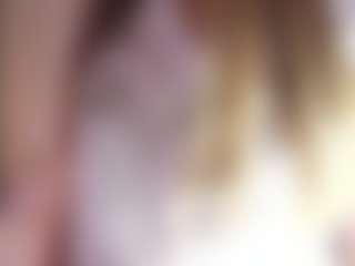 Live cam show with DovieJackman - Gape on Cam Slut