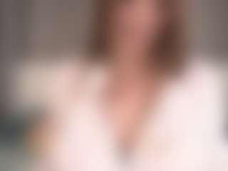 Live cam show with DovieJackman - Gagging on CamwithHer
