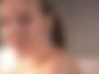 Live cam show with DovieJackman - Gape on Dolls Live