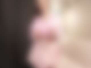 Live cam show with DovieJackman - Gagging on TeamSkeetLive
