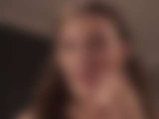 Live cam show with DovieJackman - Ass Clapping on realtime-chat