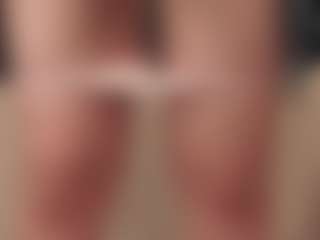 Live cam show with DovieJackman - Gagging on Camsoda