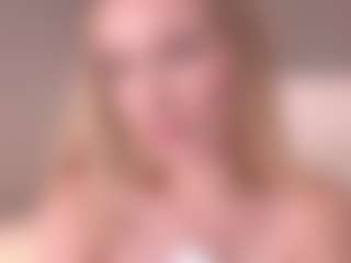 Live cam show with DovieJackman - Blue Eyes on sexylive.show