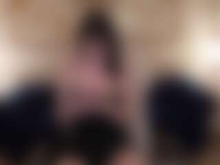Emilia054's Live Sex Cam Show