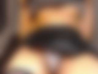 Ferrari-Miaa1's Live Sex Cam Show