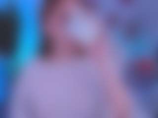 Live cam show with GinnyGingerGirl - Green Eyes on Chatstar