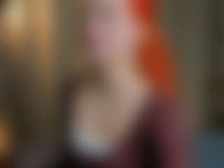 Live cam show with Elizabeth - Upskirt on Mixed Magazine Live