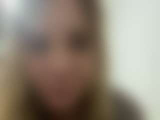 Live cam show with Jessie - Blonde Hair College on CamClone