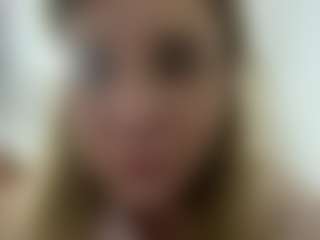 Live cam show with Jessie - Genital Piercings on Camsoda