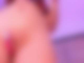 Live cam show with JuliethaSousa - College on Camsoda
