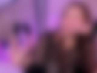 Live cam show with JuliethaSousa - Green Eyes on Stripli.com