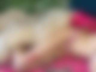 Live cam show with MaybellFath - Oil on Fling VIP Chat