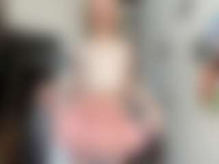 Live cam show with MaybellFath - Alt on Camsoda