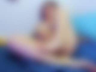 Live cam show with Naniis - Mature on madthumbs