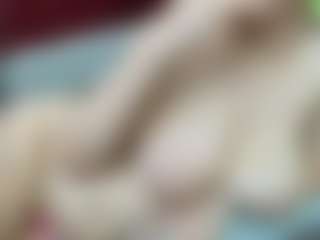 Live cam show with Nina-Leo - Massage on Stripli.com