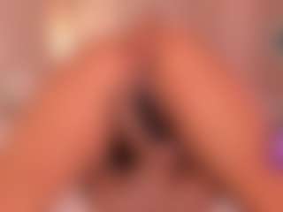 Live cam show with rubi-foxx22 - Oral on SquirtSoMuch