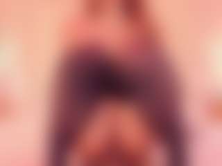 Live cam show with rubi-foxx22 - Plug on xblisslive.com